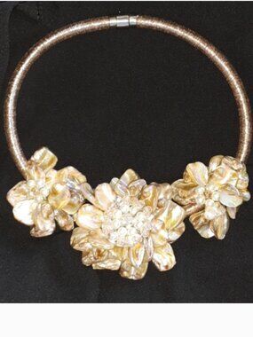GARDENIA Flower Statement Necklace